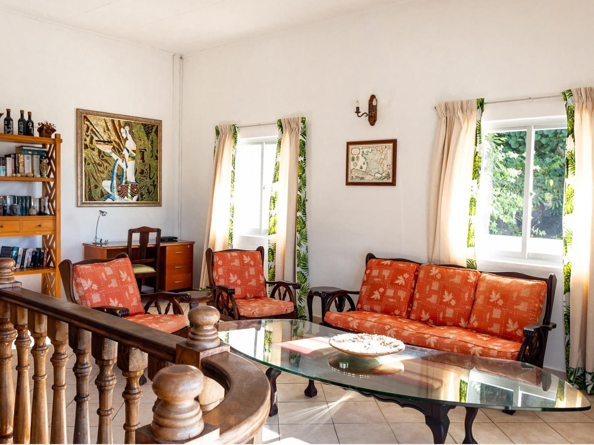Bottle Palm Villa Виктория Экстерьер фото