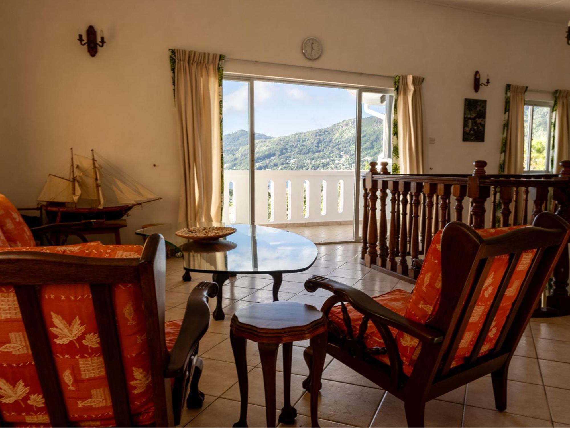 Bottle Palm Villa Виктория Экстерьер фото
